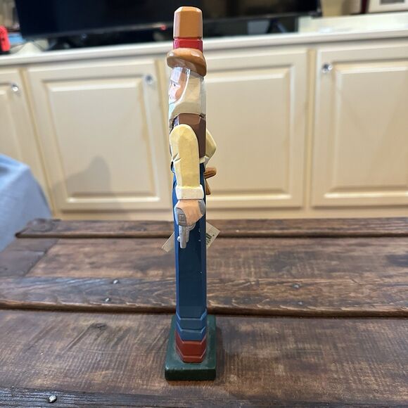Folkart MIDWEST of CANNON FALLS Wood Hand carved Figurine Sheriff Cowboy Hat 11” - Picture 8 of 9